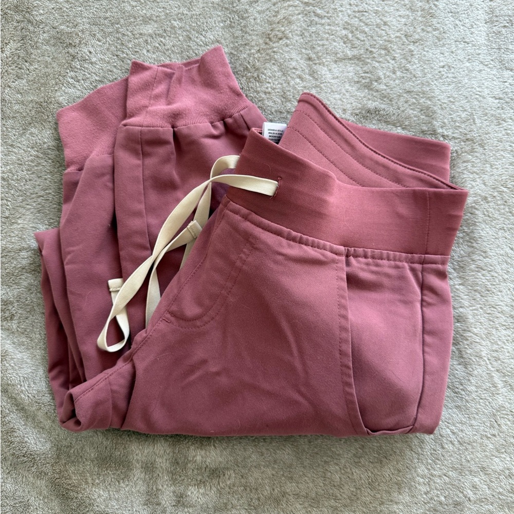 Figs Women's Dusty Rose Jogger Pants